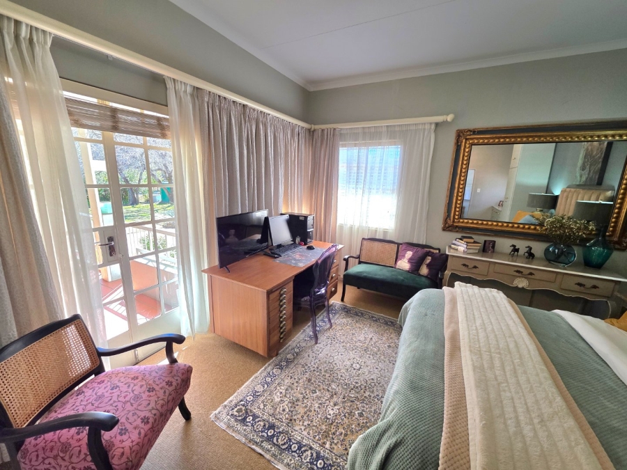 5 Bedroom Property for Sale in Clarens Free State